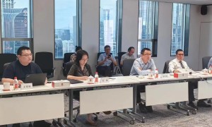 深圳资本集团国科坪合基金总裁殷伟容接见宁波市高新区管委会领导一行